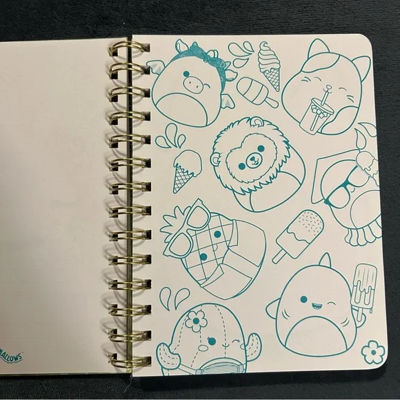 Squishmallows - Dream, Draw, & Design Book - Tropical Cover with Wendy the Frog - Picture 6 of 8